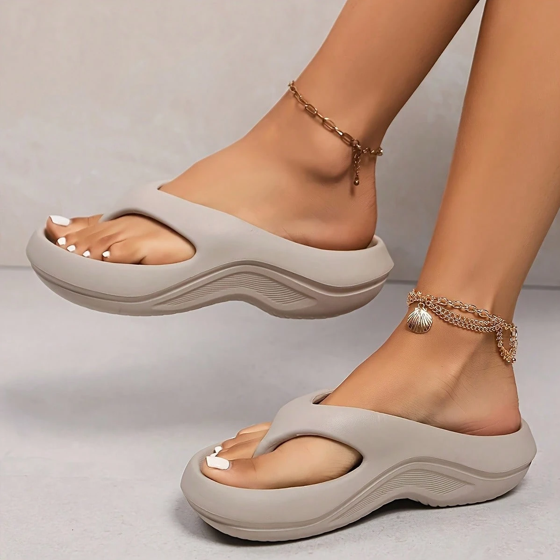Ultra-Soft Cloud Flip Flops With Arch Support, Quick-Dry Spa Sandals, Stylish
